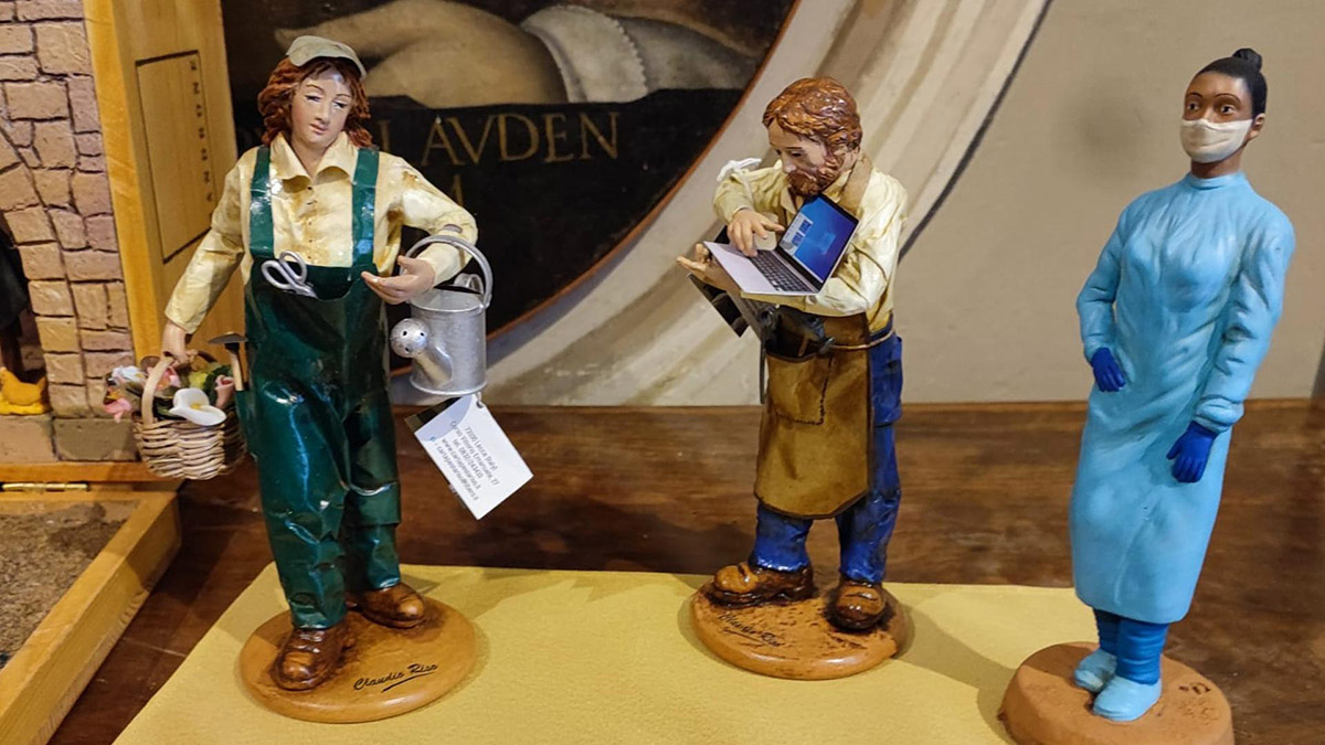 La statuina per il presepe 2022 è la “florovivaista”