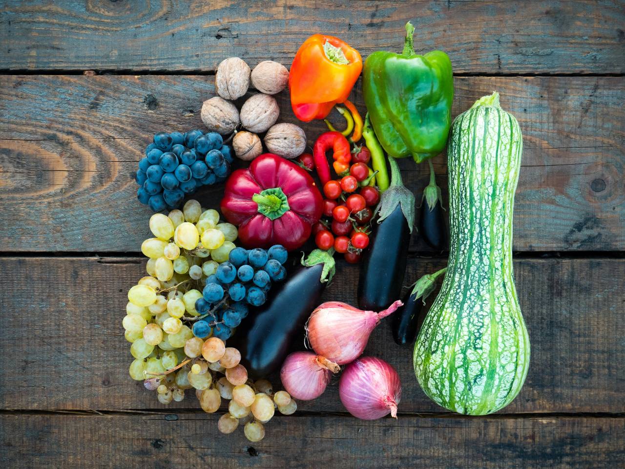 Orto sul balcone in estate: cura e segreti per verdure fresche anche in città